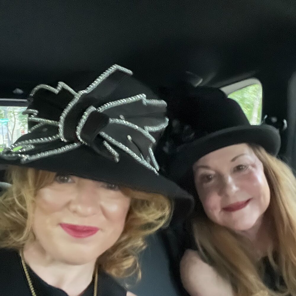 Meet your Posher, Elizabeth